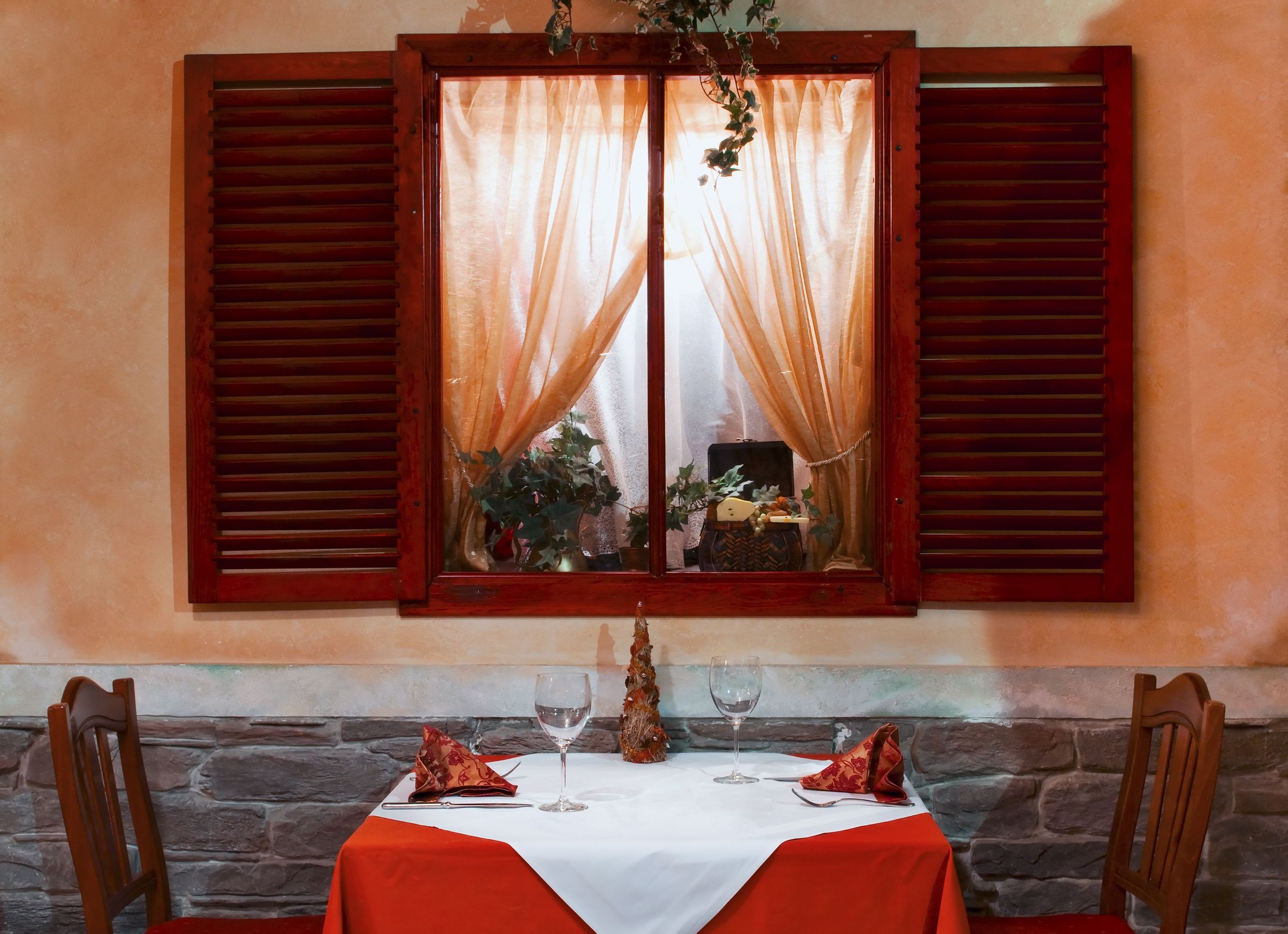 Redefine Light Control at Home Using Panel Track Window Blinds Solutions