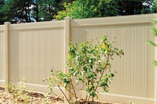 Adding Vinyl Fencing In Nashville, TN To Your New Home