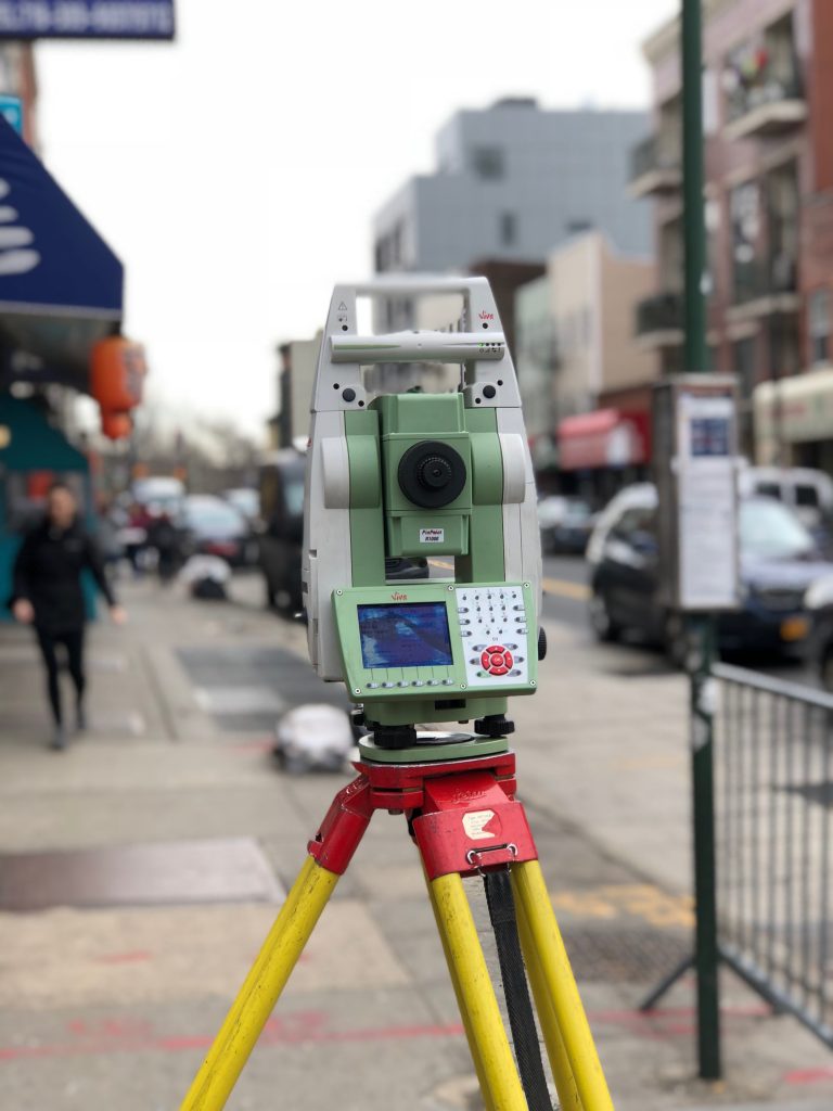 Benefits of Hiring A Professional Land Surveyor